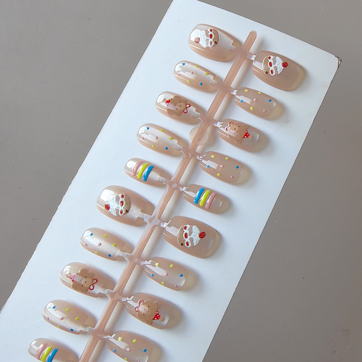 Pretty Cat eye sets - 15pcs per set