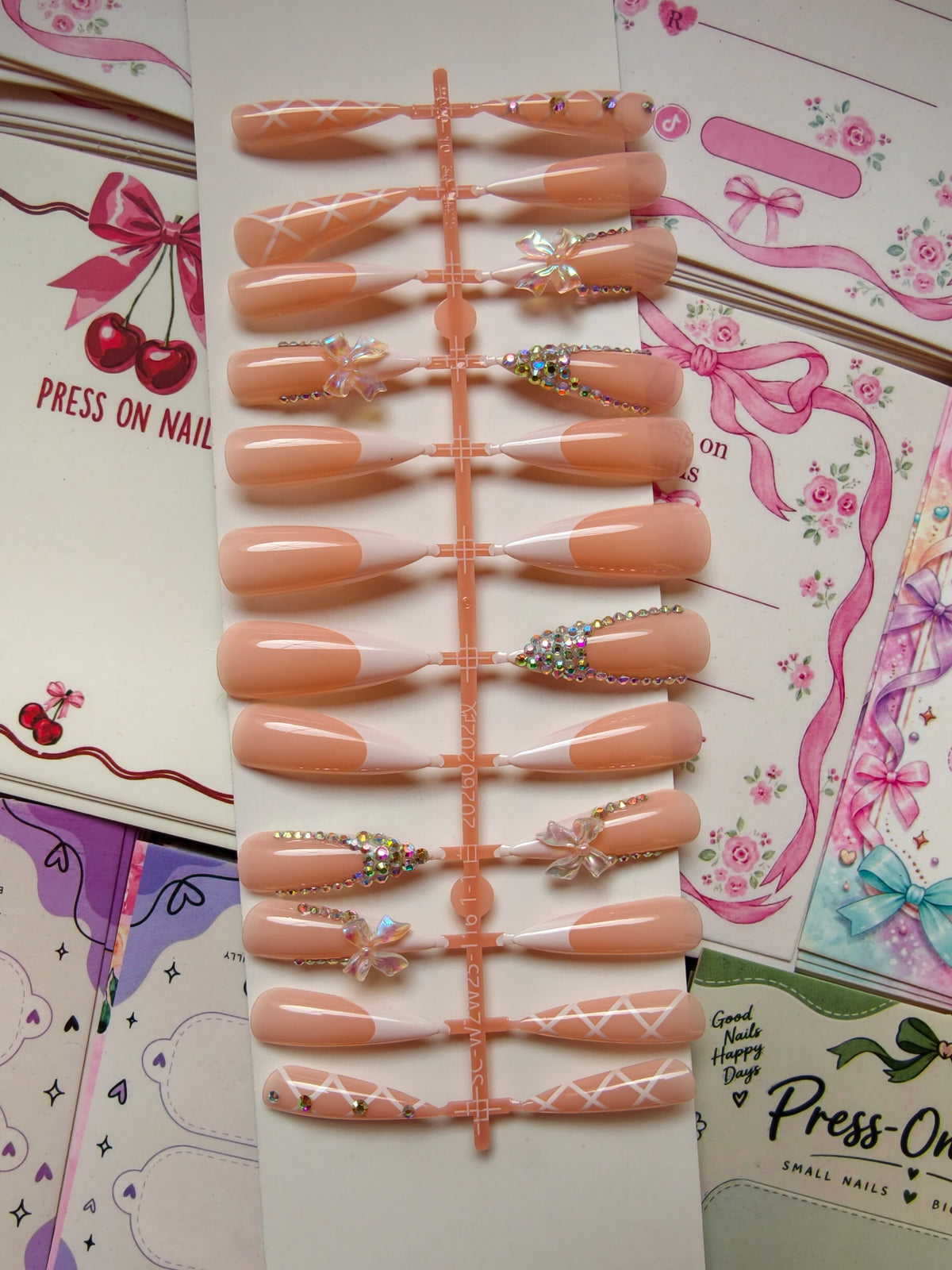 Royal Bride-24pcs Long Pearl nails with application kit