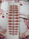 Classic beauty - 24pcs Nails with application kit