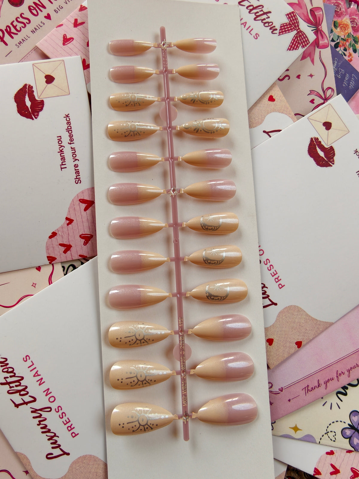 Moon Glow- 24pcs Nails with Application kit