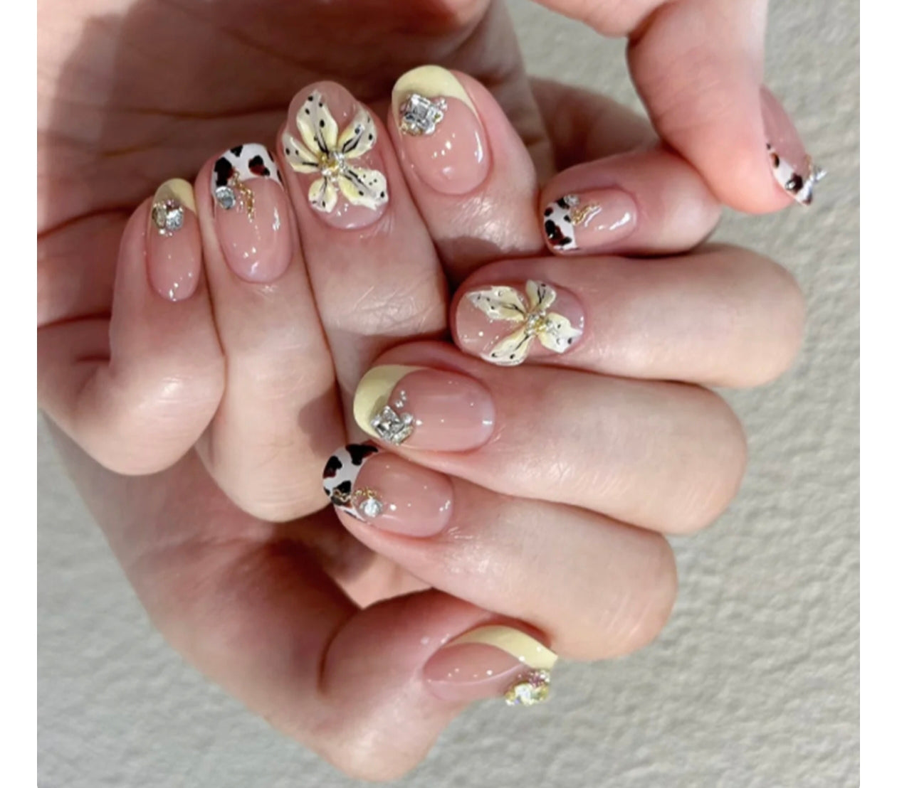 Handmade Nails 12 pcs per set High quality