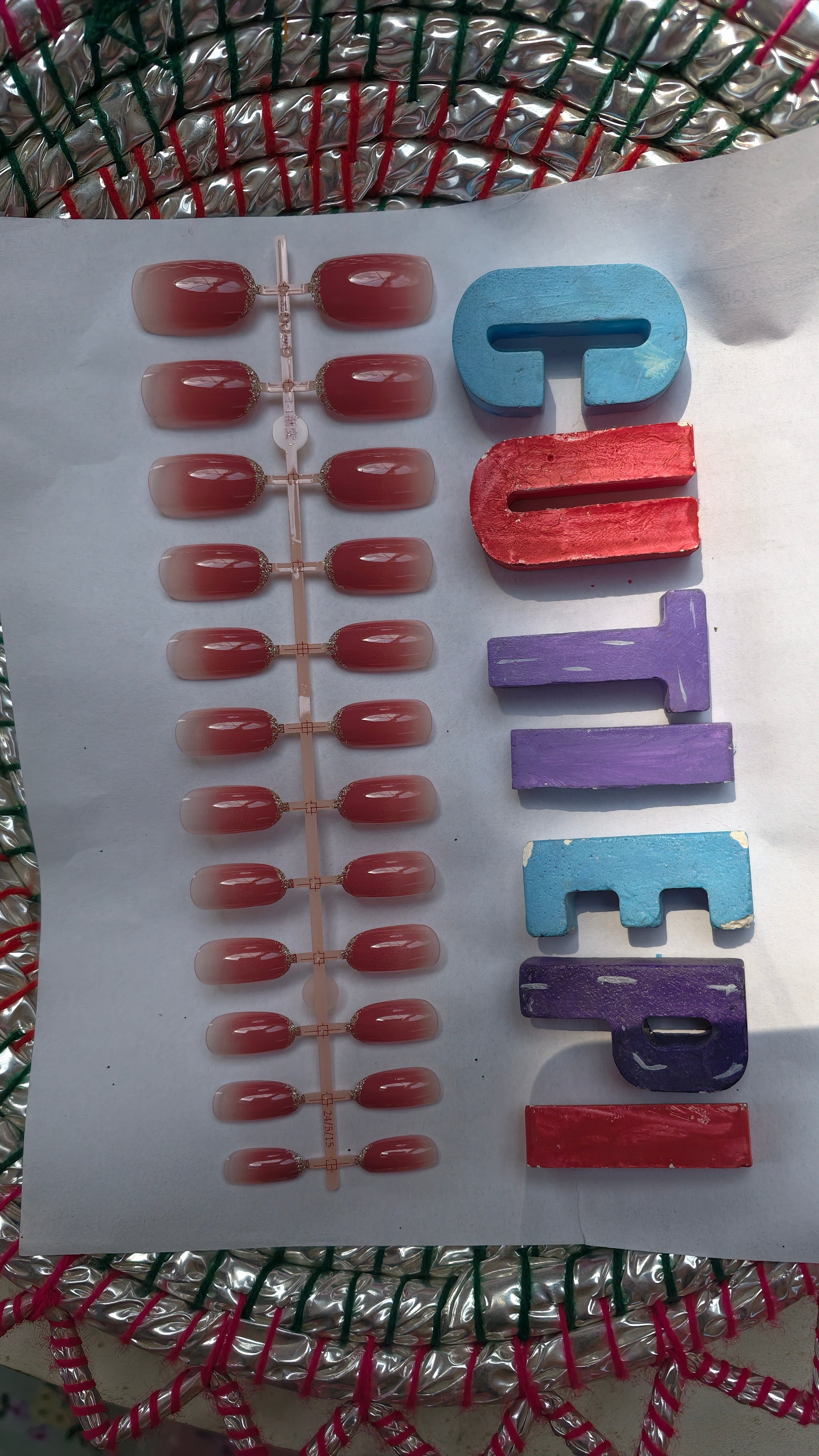 Glitter French-24pcs Per stick (Each stick 330rs) Moq 10 sticks