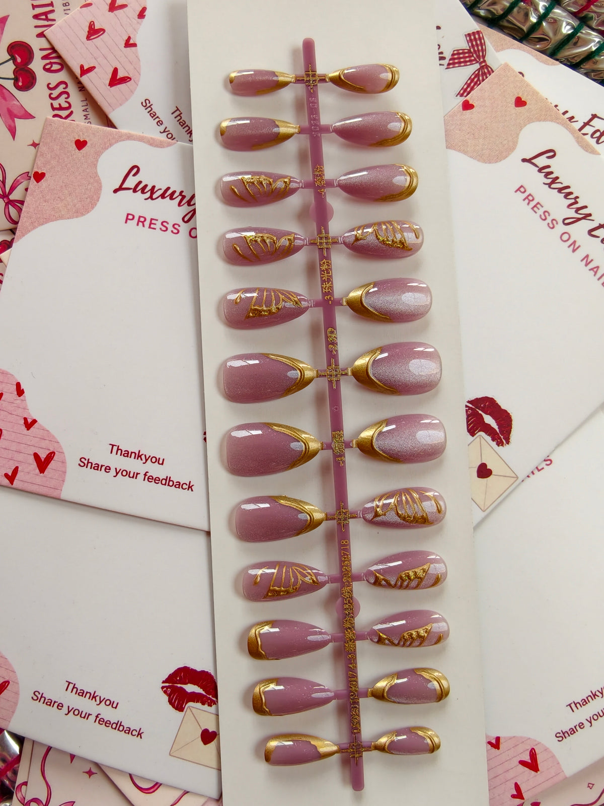 Lilac Beauty- 24pcs 3d cat eye with application kit