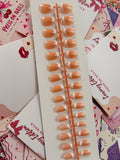 Classic beauty - 30pcs ombre Nails with application kit