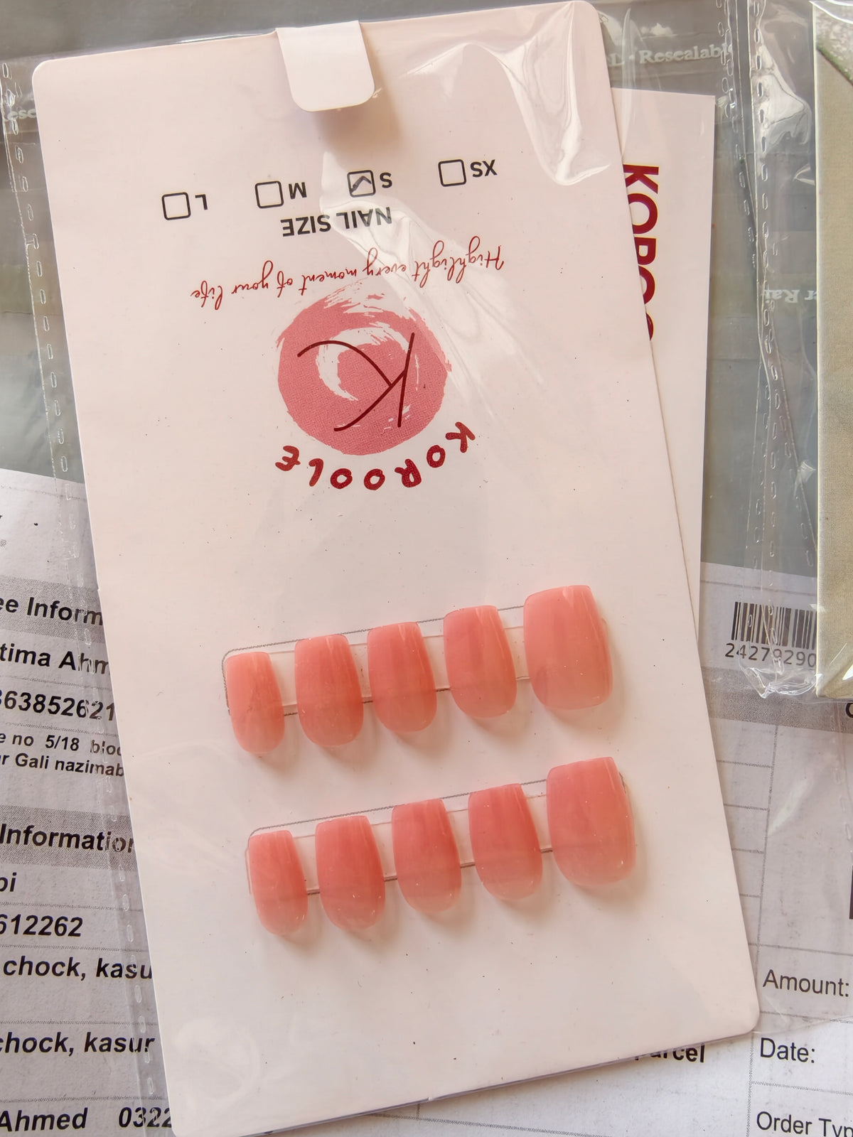 Nude gel nails- 10 pcs with application kit