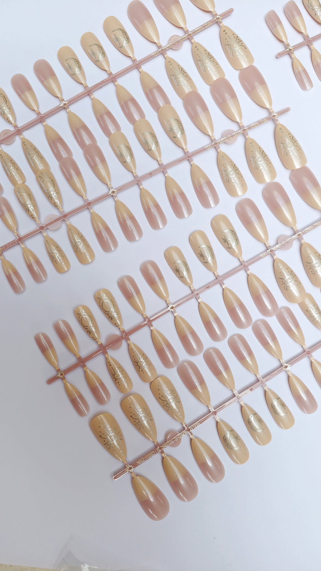 Moonlight-24pcs Ombre Nail set