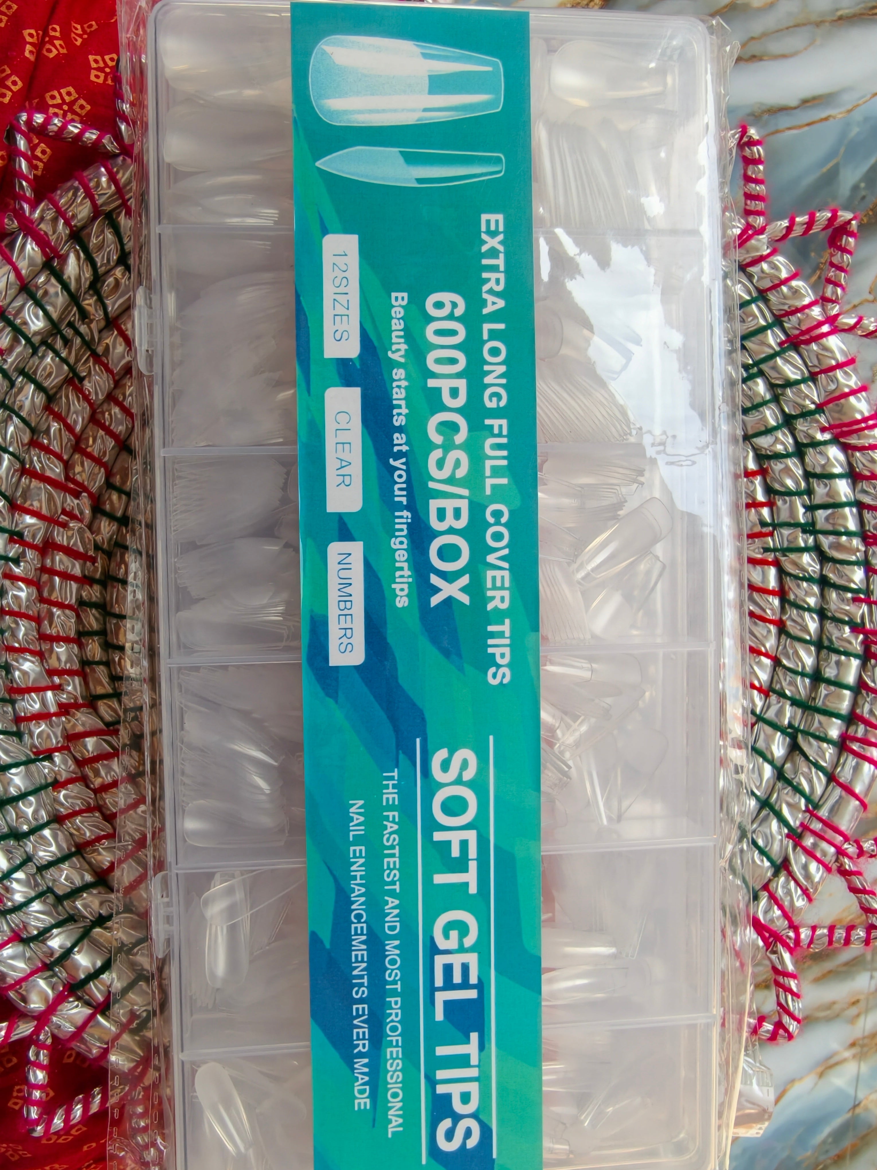 100 pcs Nails In 550rs