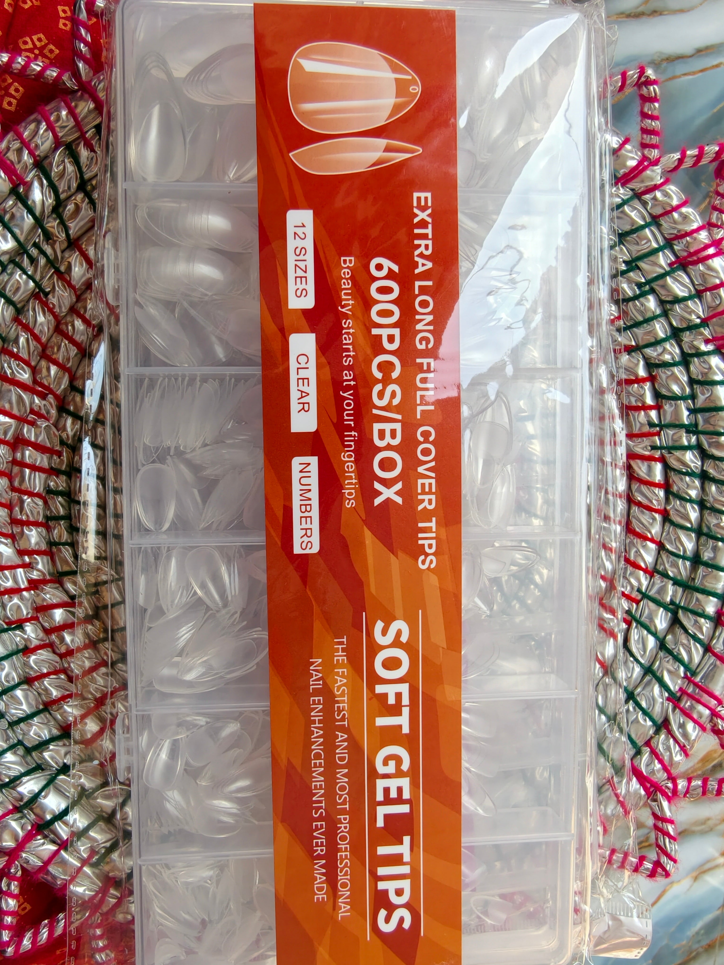 100 pcs Nails In 550rs